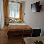 Δωμάτια σε οικογενειακή κατοικία Goscinne Nawigator *